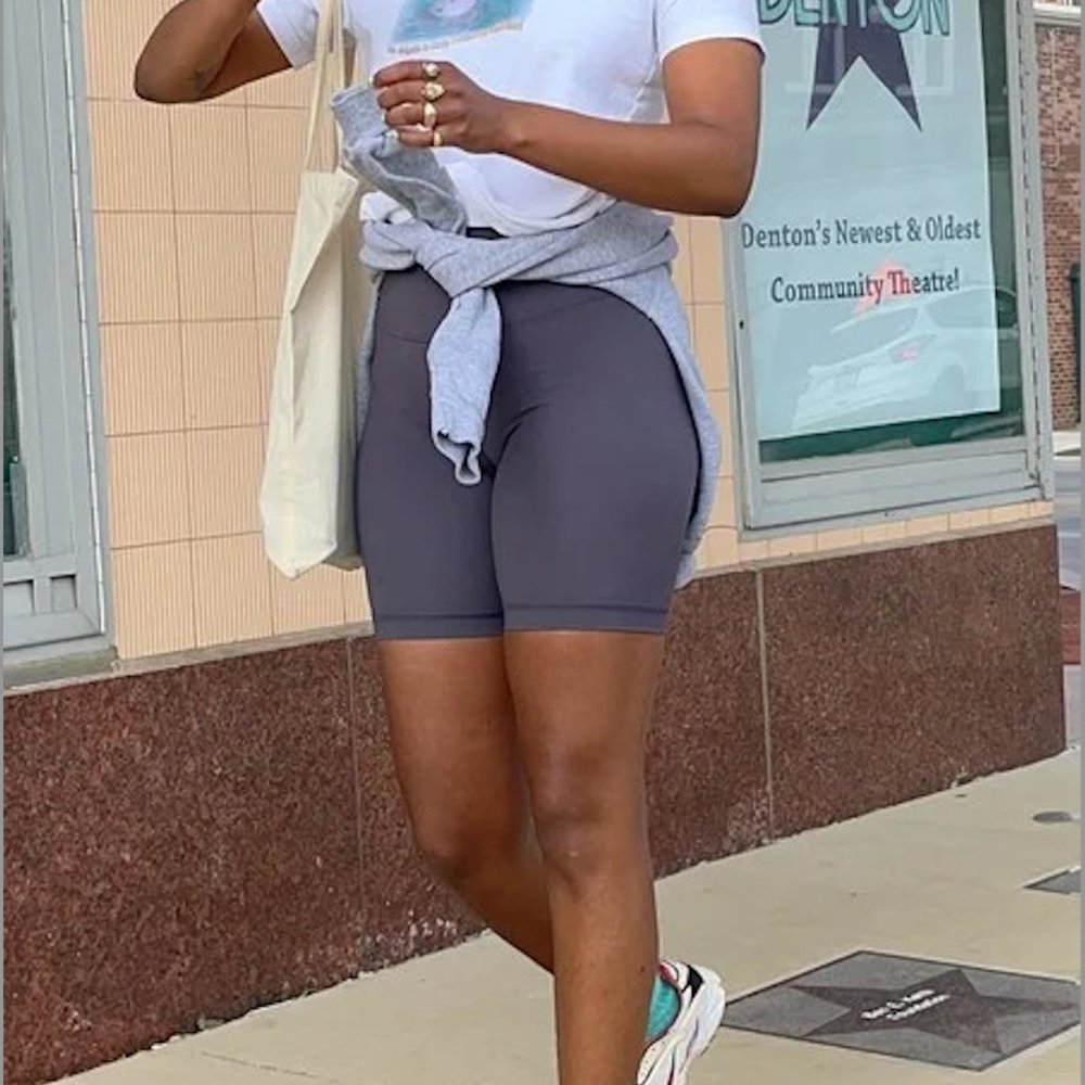 Everlane bike shorts
